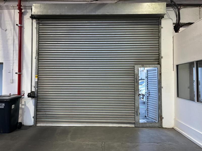 To Let Commercial Property for Rent in Paarden Eiland Western Cape